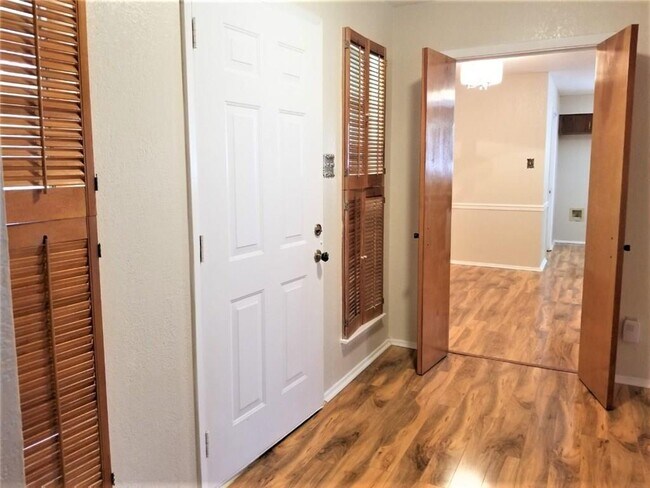 Foto del edificio - 11418 Powder Mill Trail