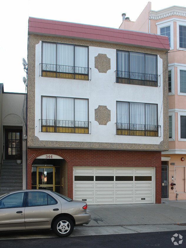 Building Photo - 344 2nd Ave