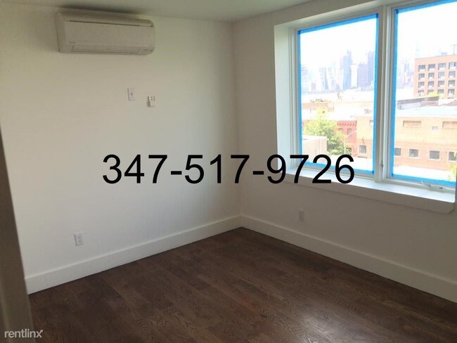 Building Photo - 65 Green St