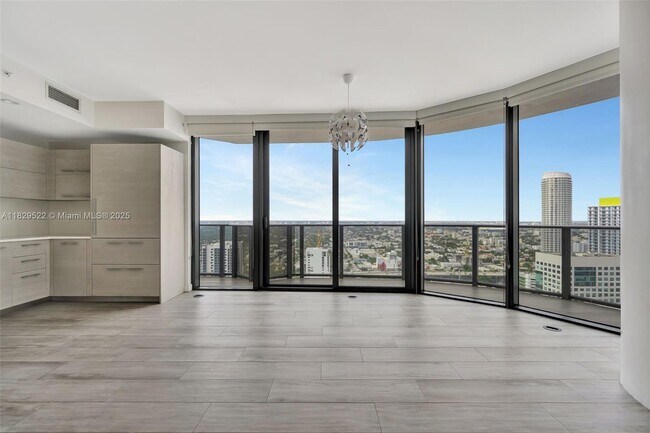 Foto del edificio - 55 SW 9th St