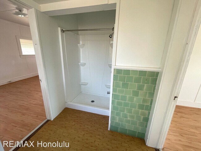 Building Photo - 1 br, 1 bath House - 3837 Kaimuki Ave