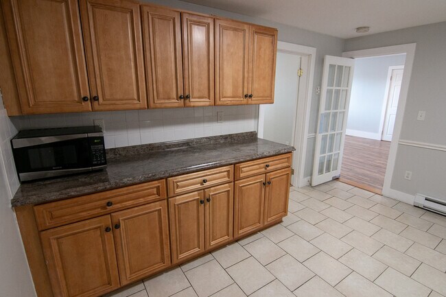 Building Photo - 21 Essex St