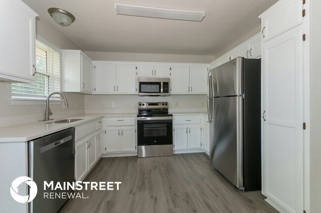 Foto del edificio - 406 Brookside Cir