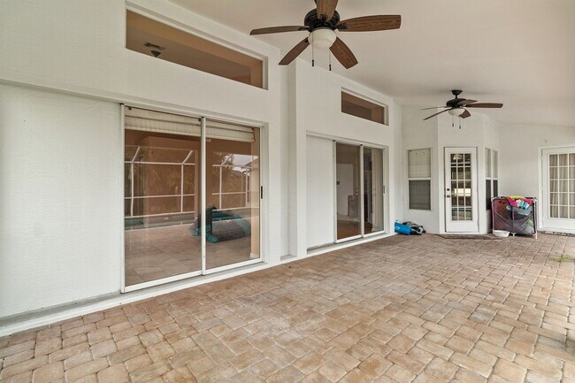 Foto del edificio - 1040 Bay Harbor Dr