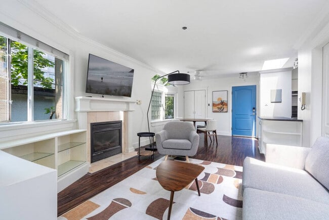 Photo du bâtiment - 1126 W 11th Ave