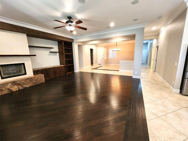 Building Photo - Spacious, Upgraded Single-Story Home in Su...