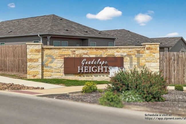 Building Photo - 809 Riviera Ct