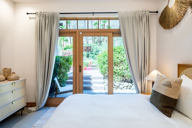 Foto del edificio - Luxury Oasis in Palm Springs Retreat