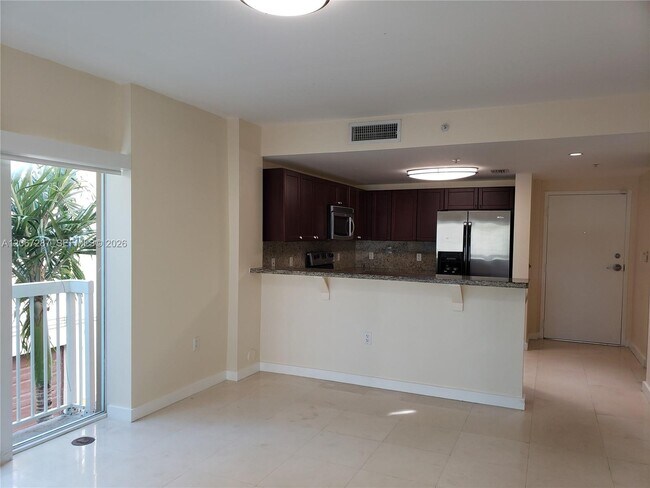 Building Photo - 2740 SW 28th Terrace