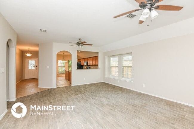 Building Photo - 7401 Errandale Dr