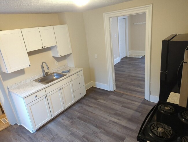 Foto del edificio - 2404 2nd St