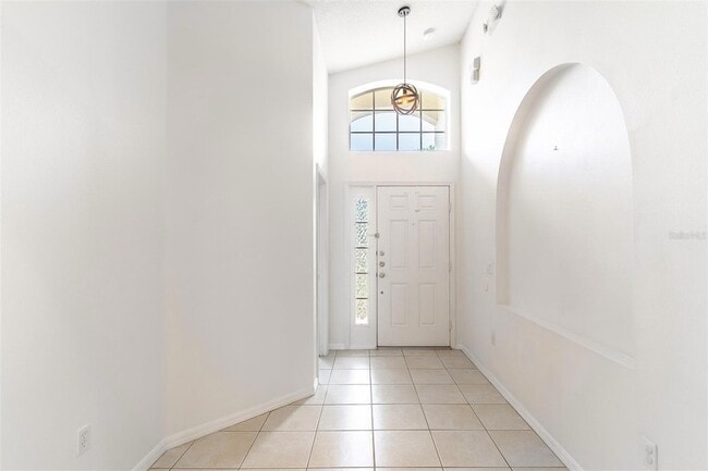 Photo - 663 Eagle Pointe S House