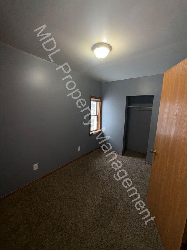 Foto del edificio - 2 Bedroom Home Available Now!