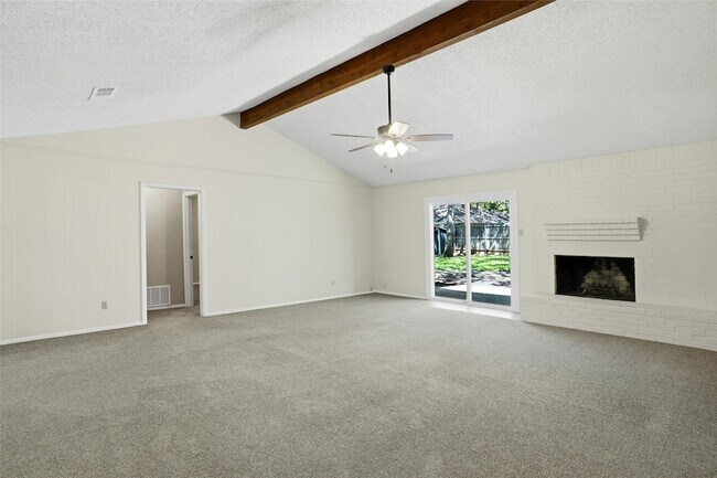 Building Photo - 2958 Columbine Dr