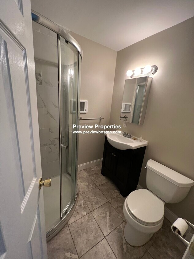 Foto principal - 66 Neponset Ave
