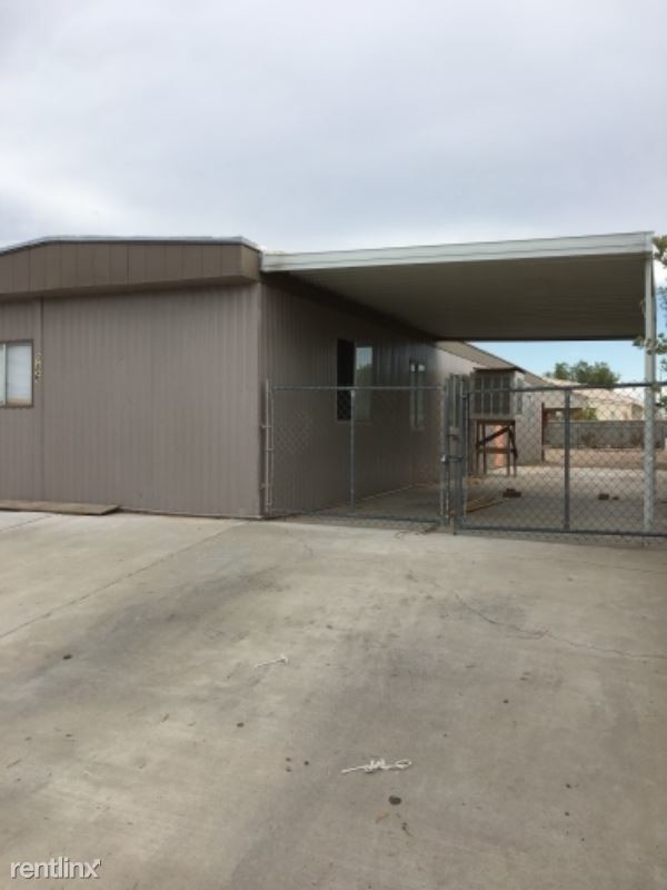 Foto del edificio - 3 br, 1 bath Mobile Home - 986 Glen