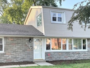 Building Photo - 4949 Paxton Rd