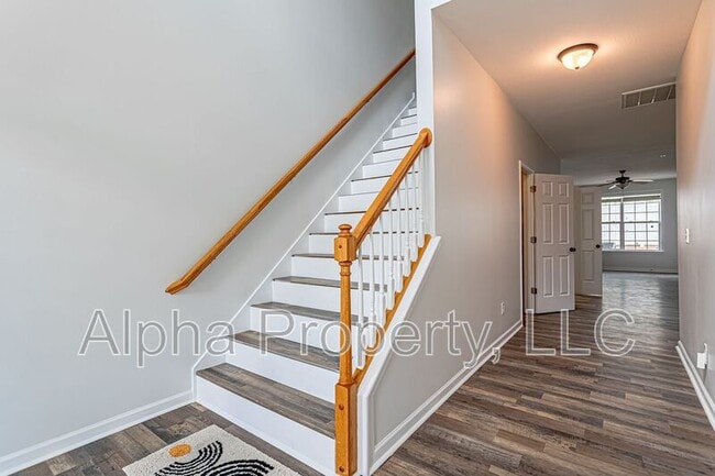 Building Photo - 4 Roselite Cir