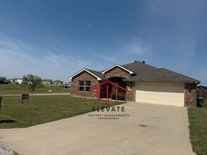 Building Photo - 7209 Hackberry Ct