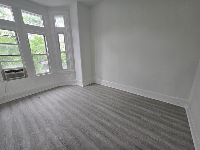 Foto del edificio - 359 Main St