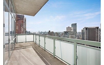 Primary Photo - 325 5th Ave