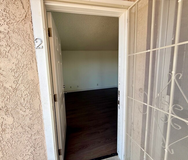 Building Photo - 6984 Appleton Dr