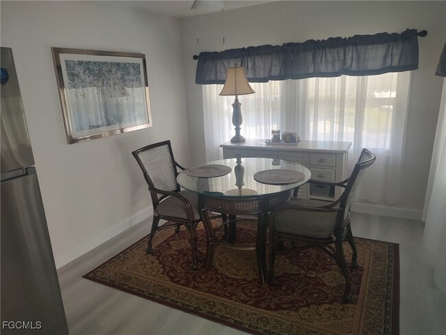 Foto del edificio - 20711 Port Dr