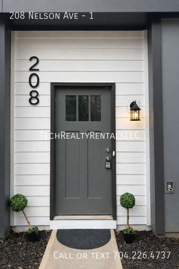 Foto del edificio - 208 Nelson Ave