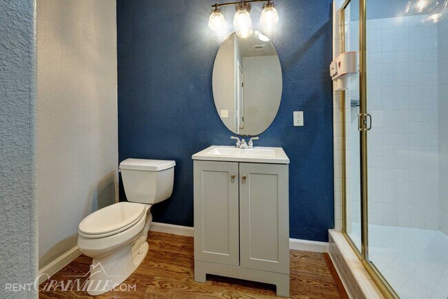 Building Photo - Granville Realty Rental Home