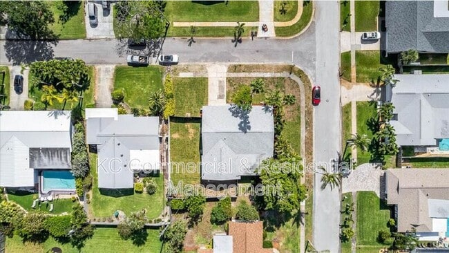 Foto del edificio - 484 Greenway Ave