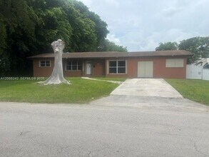 Building Photo - 30340 SW 170th Ave