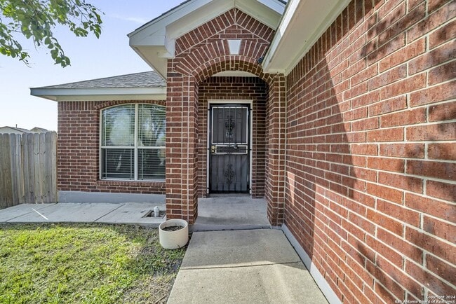 Building Photo - 5802 Monica Pl