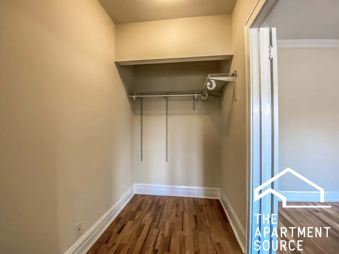 Foto principal - 4737 N Hermitage Ave