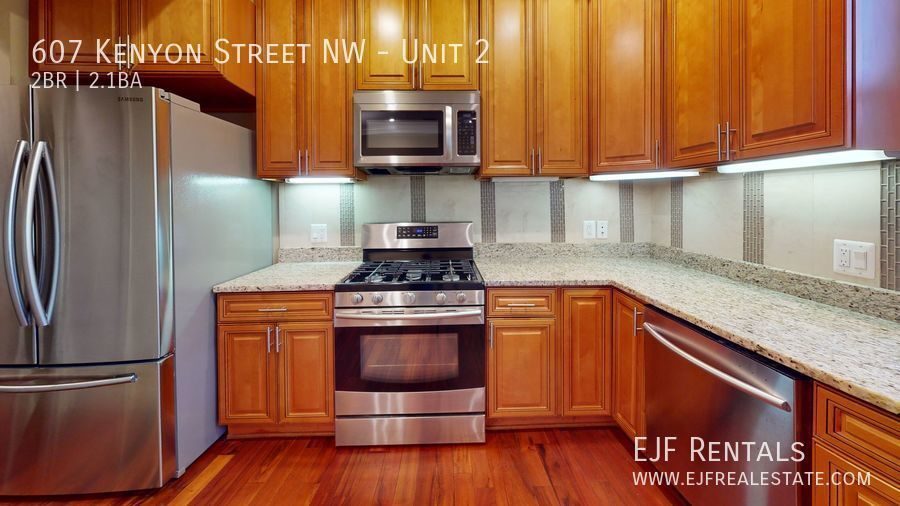 Primary Photo - Renovated Two Bedroom Plus Den- Off Street...