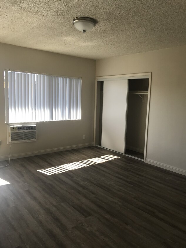 Foto del edificio - 7343 Sepulveda Blvd
