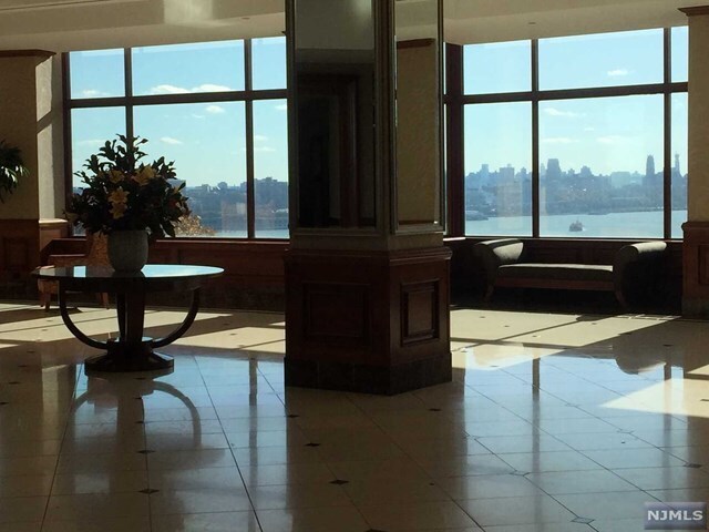 Foto del edificio - 100 Old Palisade Rd