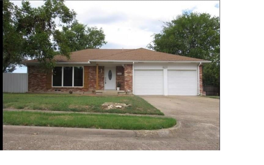 2337 Chart Dr, Dallas, TX 75228 House Rental in Dallas, TX