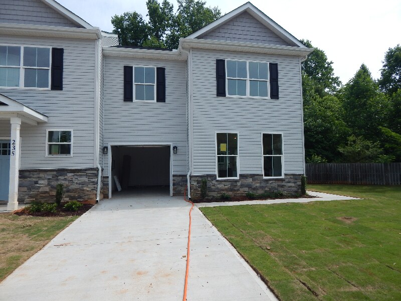 237 Marshland Ln, Greer, SC 29650 Townhome Rentals in Greer SC