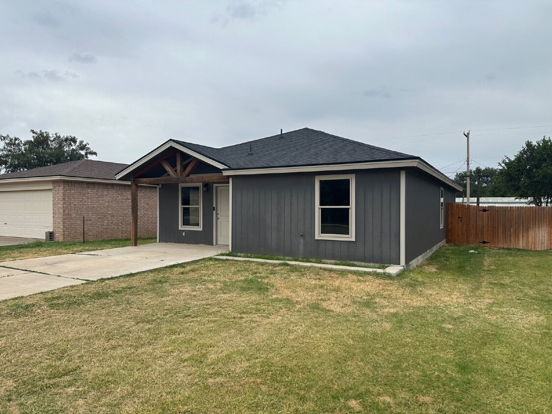 Foto del edificio - Modern 3/2 in Abernathy, TX