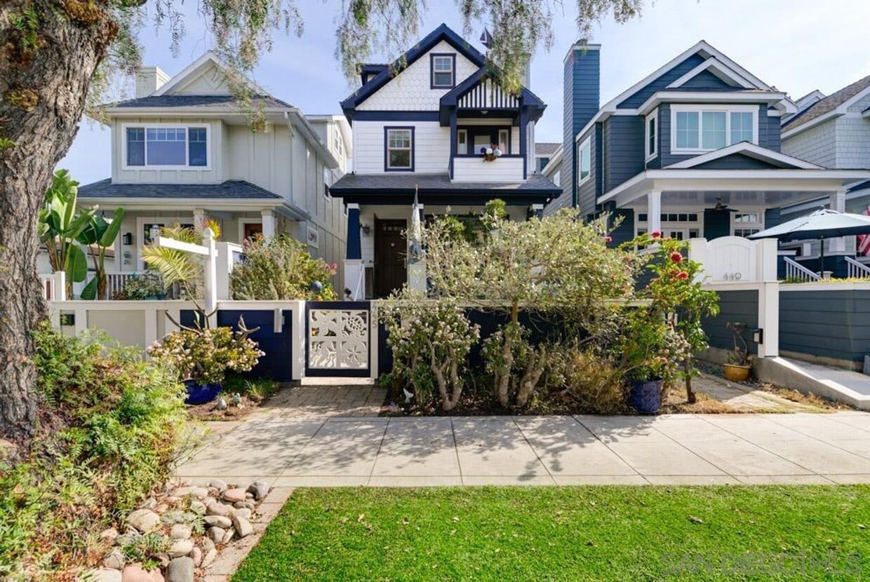 Foto principal - Long Term Furnished Rental available in Co...