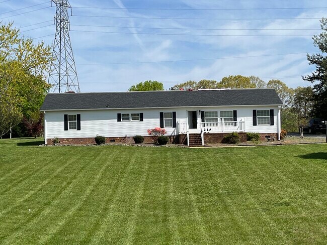 Building Photo - 625 Spainhour Rd