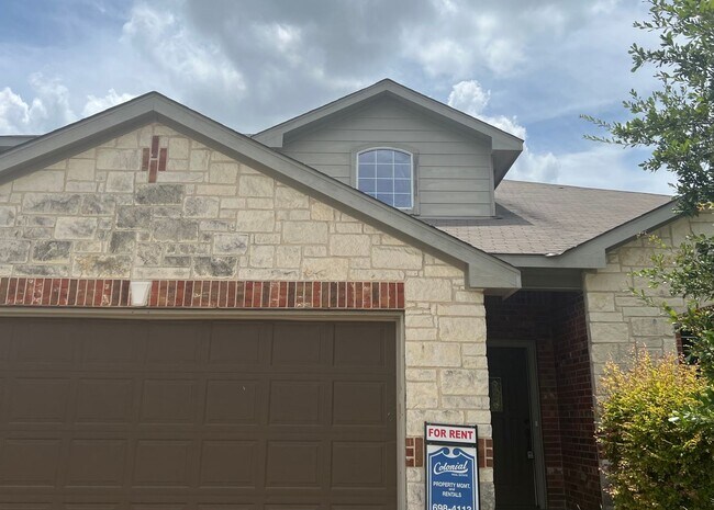 Building Photo - Beautiful 3-bedroom 2.5 bath home in Kille...
