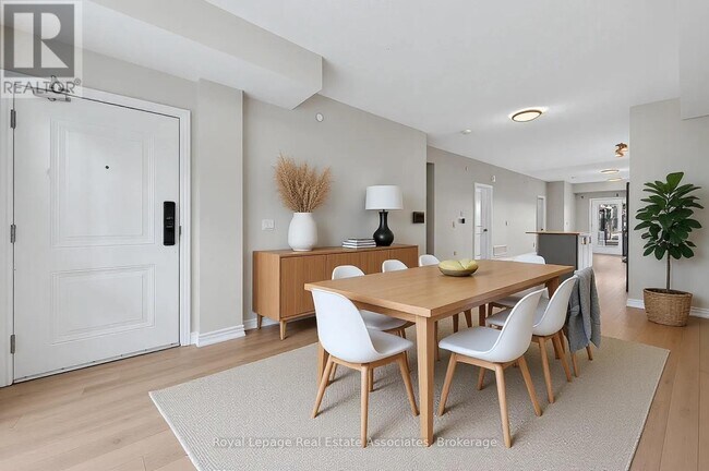 Photo du bâtiment - 349 Wheat Boom Dr.