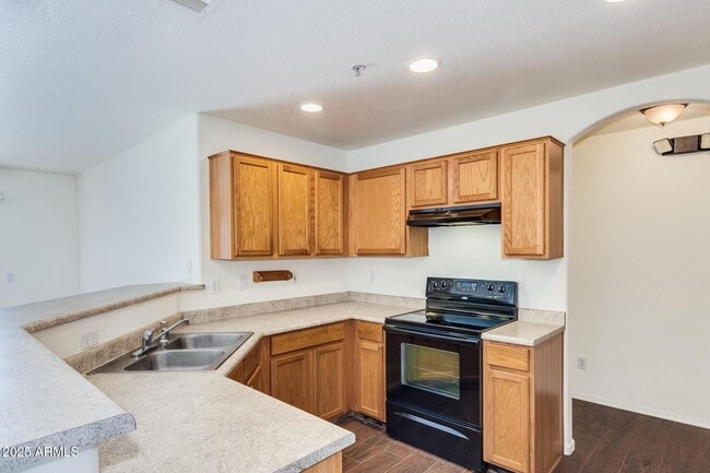 Building Photo - 15381 W Evans Dr