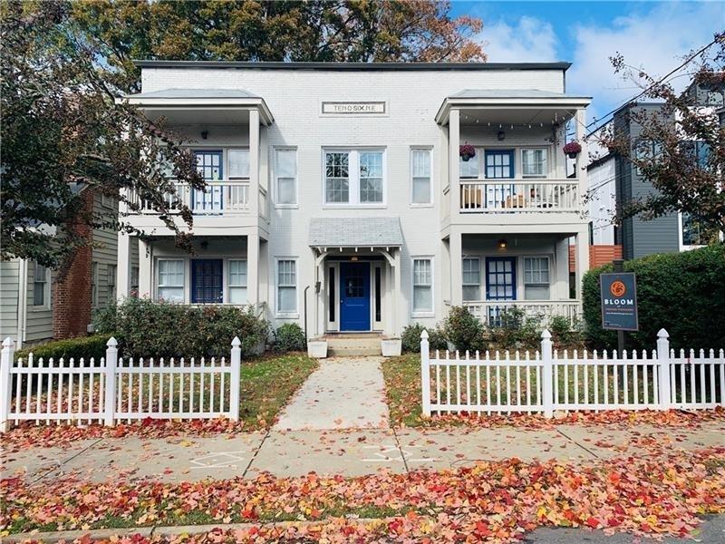 Primary Photo - 1006 Greenwood Ave NE