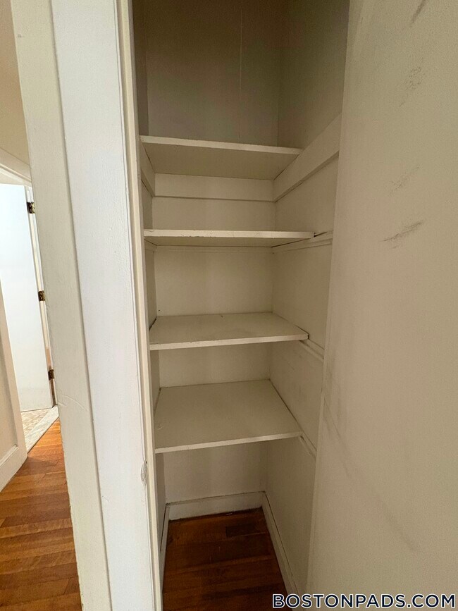 Foto del edificio - 33 Lancaster Terrace