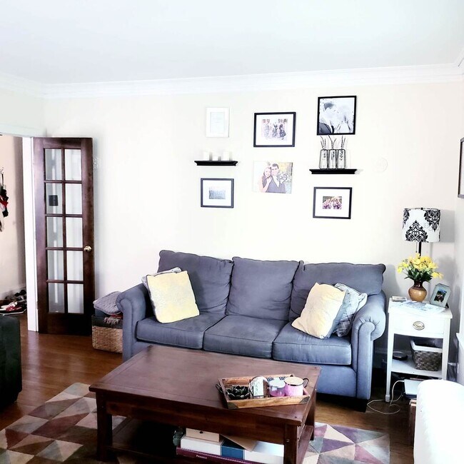 Foto del edificio - 1327 Washington St
