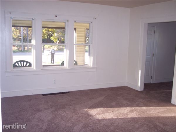 Building Photo - 2311 Spring Arbor Rd