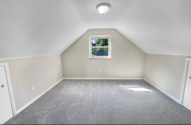 Building Photo - 157 Cottontail Ln