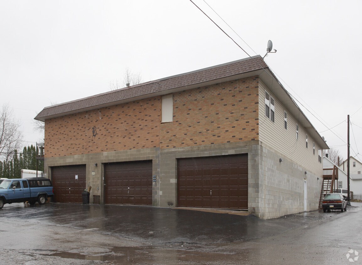 Foto del edificio - 1060 W 17th St